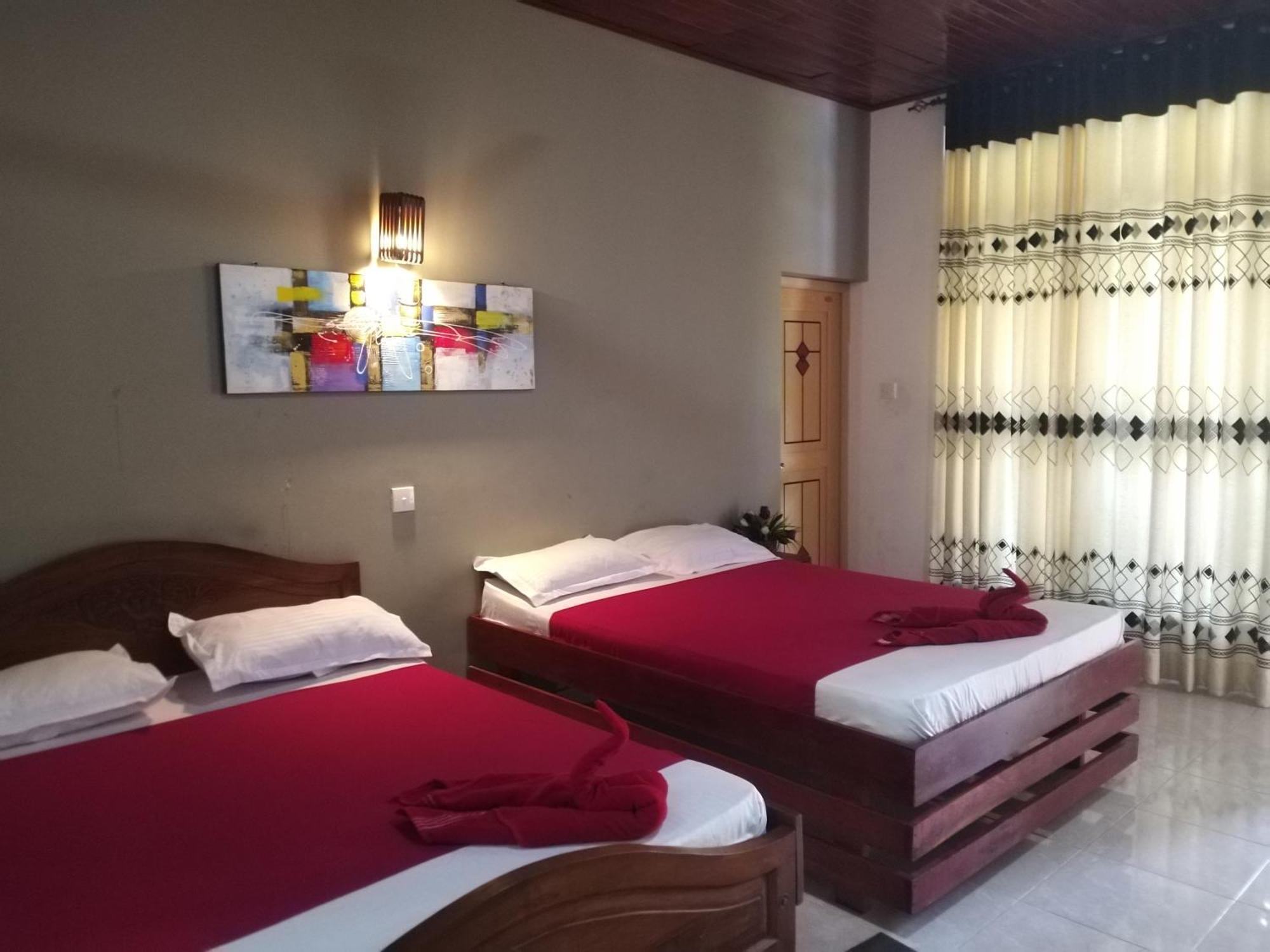 Blue Bell Hotel Негомбо Экстерьер фото